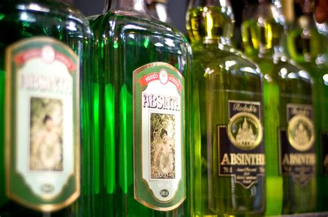 what does absinthe taste like